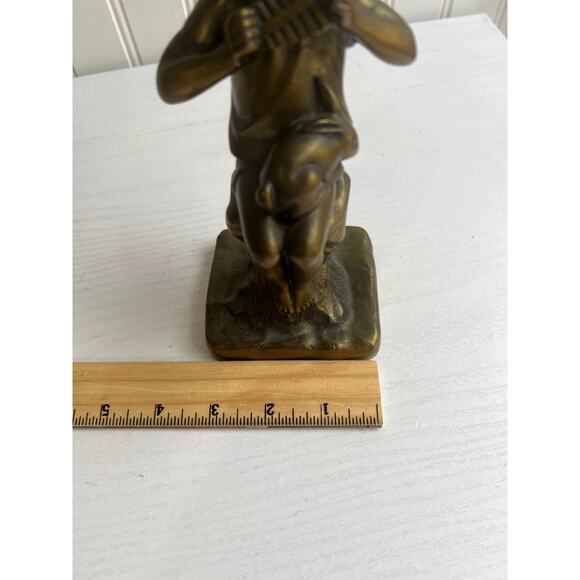 Vintage JB Jennings Brothers Brass Girl Rabbit Music Figurine. - Picture 8 of 10